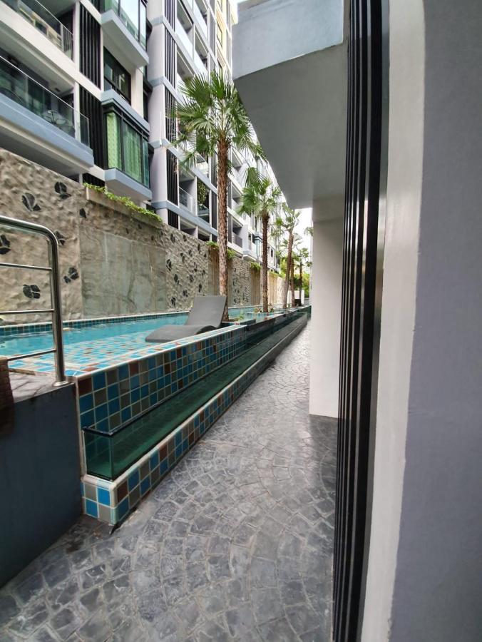 Двух-Комнатная Квартира В Кондоминимуме "Tropikal Garden" Pattaya Eksteriør billede