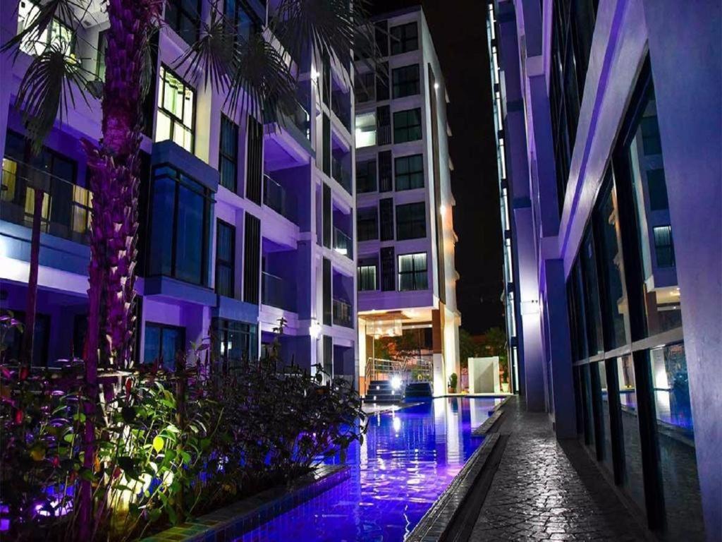 Двух-Комнатная Квартира В Кондоминимуме "Tropikal Garden" Pattaya Eksteriør billede