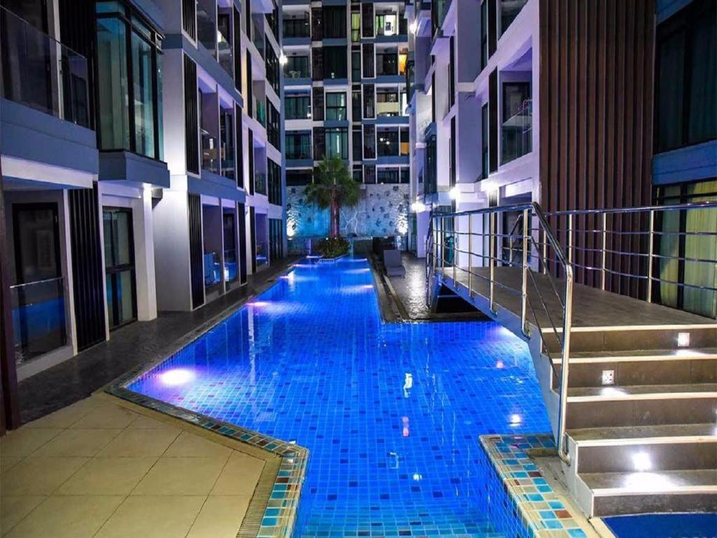 Двух-Комнатная Квартира В Кондоминимуме "Tropikal Garden" Pattaya Eksteriør billede
